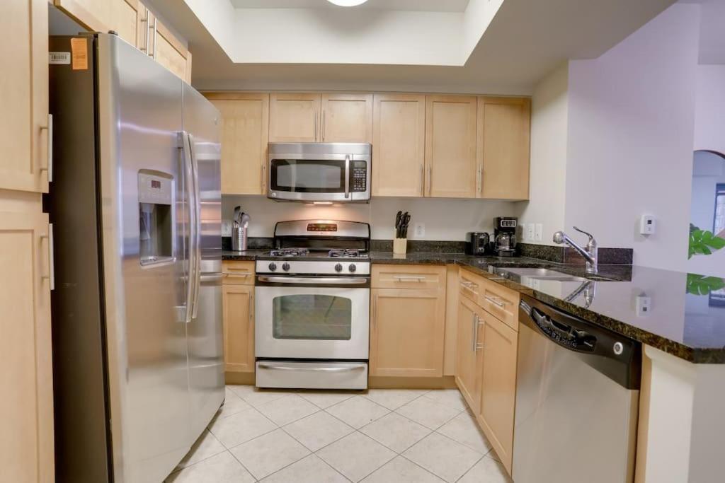 ארלינגטון Condo With Gym And Pool In Pentagon City 8Min To Dca מראה חיצוני תמונה